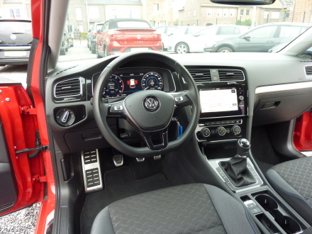 Volkswagen Golf VII 1.4 TSI R-line Join