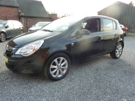 Opel Corsa 1.4i Active