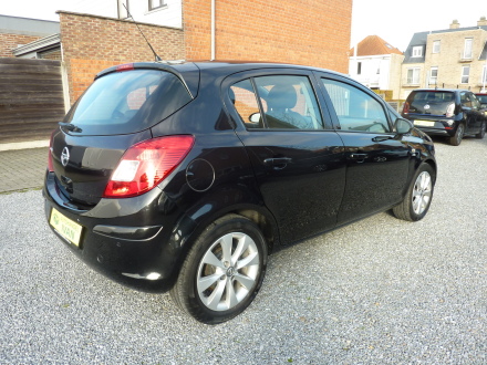 Opel Corsa 1.4i Active