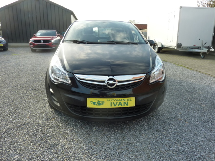 Opel Corsa 1.4i Active